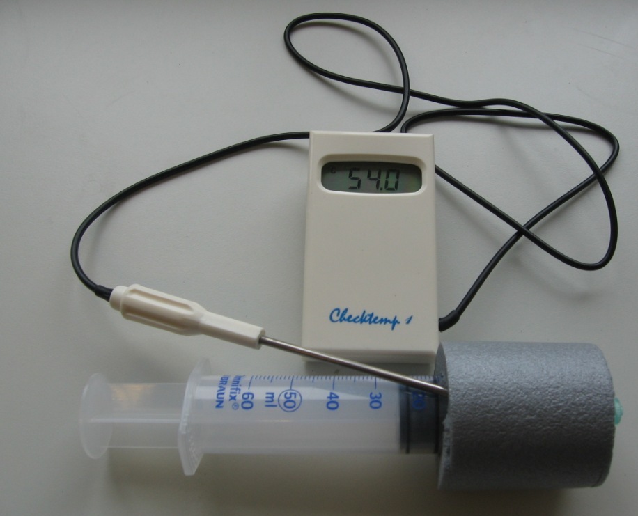 Measuring the temperature during the reaction