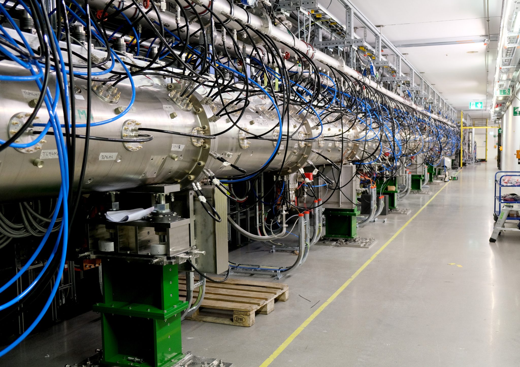 Build a linear accelerator model – Science in School